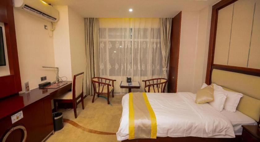 Grand Szechuan Hotel Vientiane Exterior photo